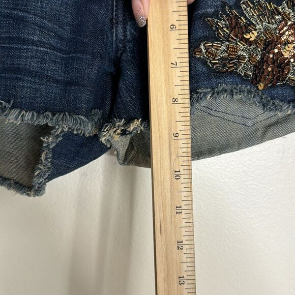 Express ladies beaded sequins embellished micro shorts denim shorts size 4 - Picture 5 of 9